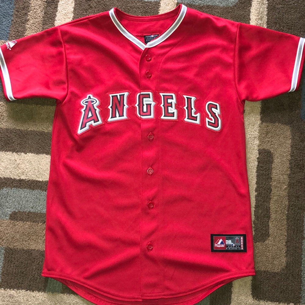 Los Angeles Angels youth jersey only worn once!